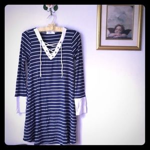 🆑Last 1 !(SMALL)Striped Lace-up Front Tunic Dress